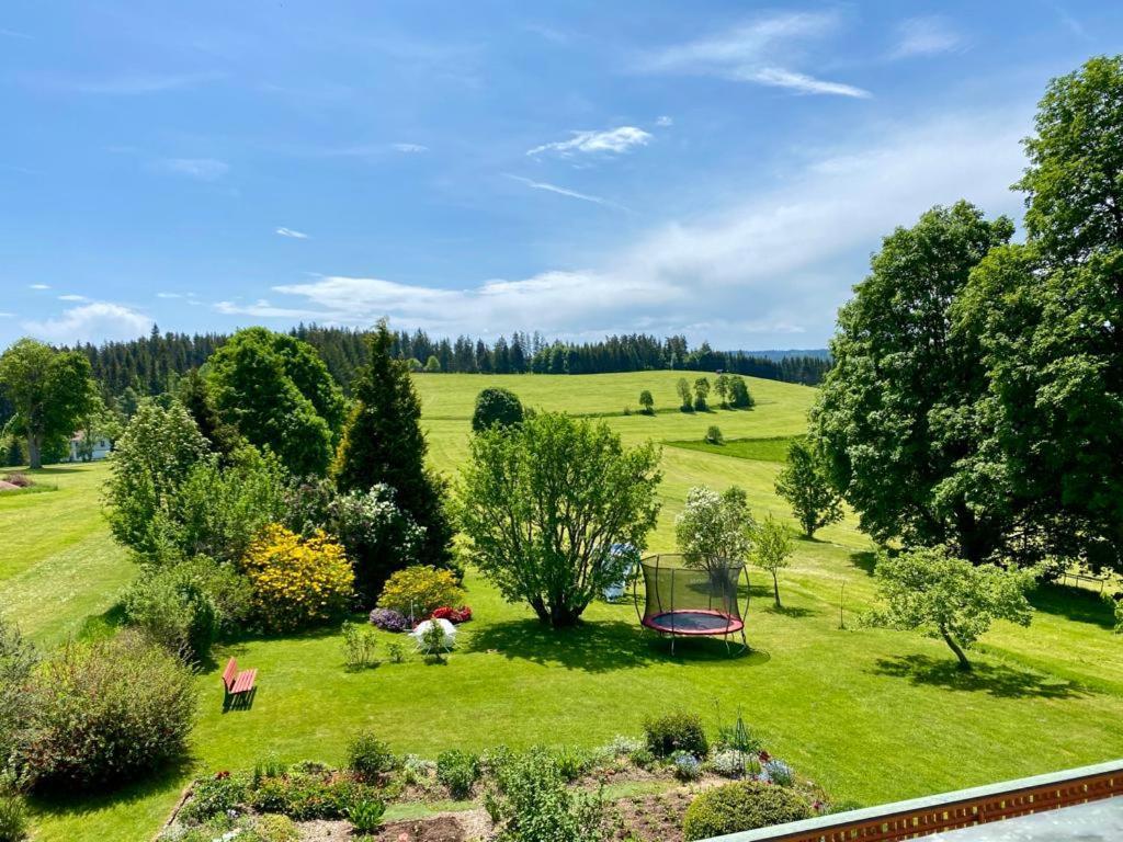 Gaestehaus Steiert Fewo Kuhbergblick Lenzkirch Exterior foto